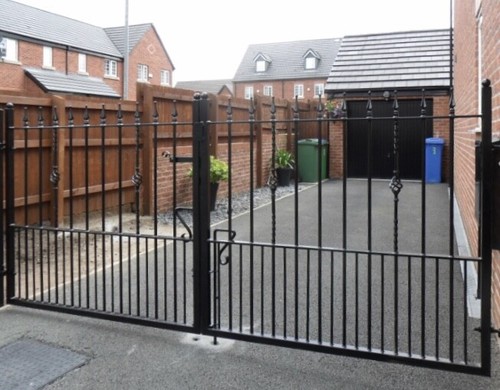 Driveway gate metal - driveway,